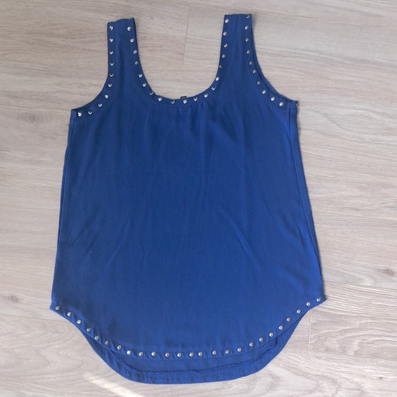 5/$20 Sleeveless XS blouse, business casual top - Picture 7 of 7